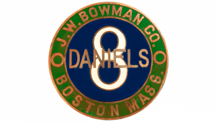 Daniels Motor Company Logo